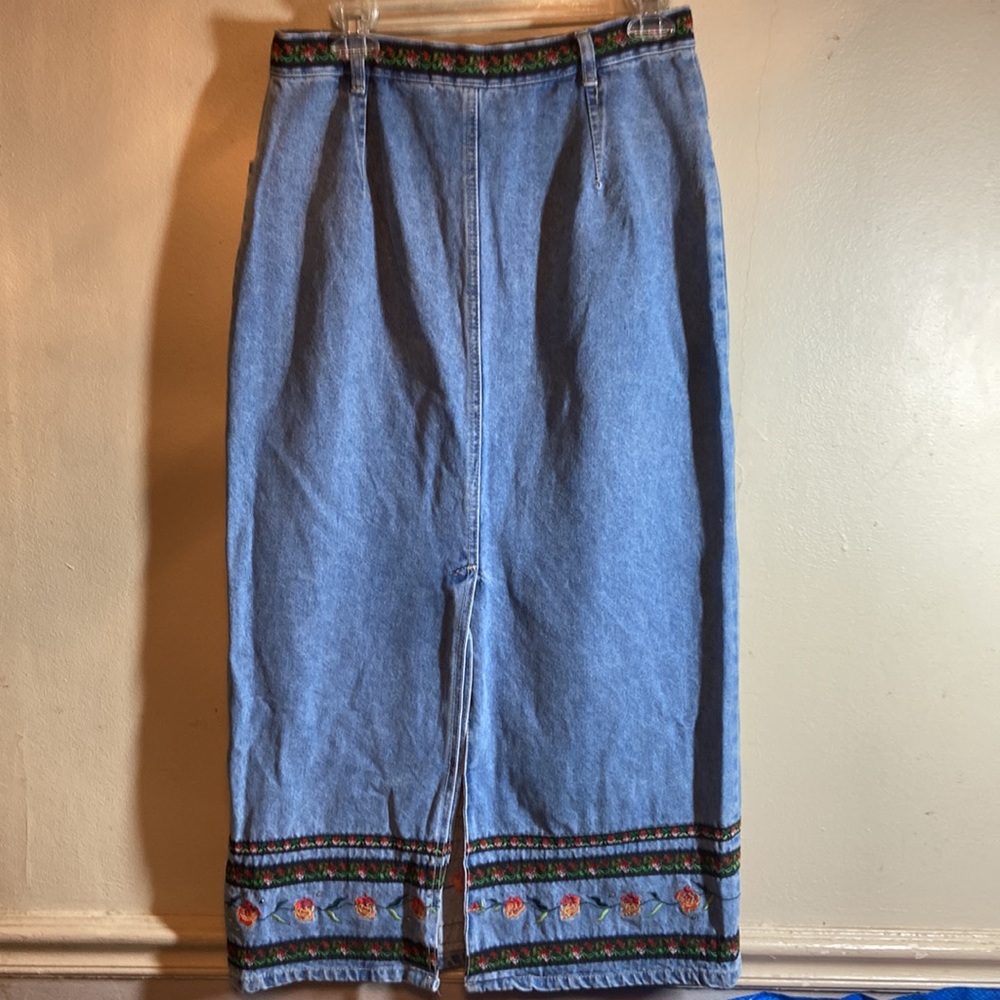 Vintage Denim Maxi Skirt - Picture 2 of 9